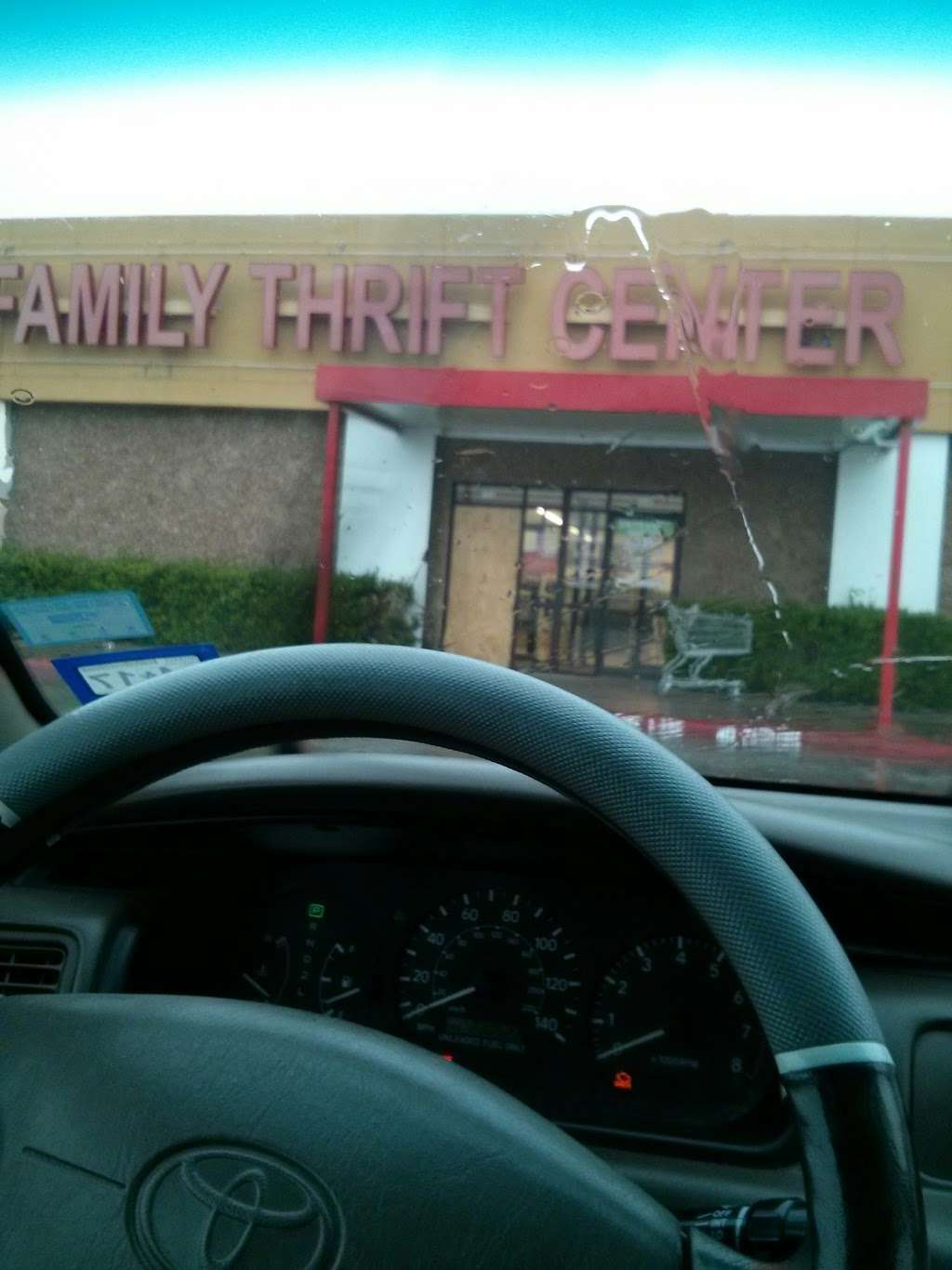 Family Thrift Center | 861 W Miller Rd, Garland, TX 75040, USA | Phone: (214) 703-9470