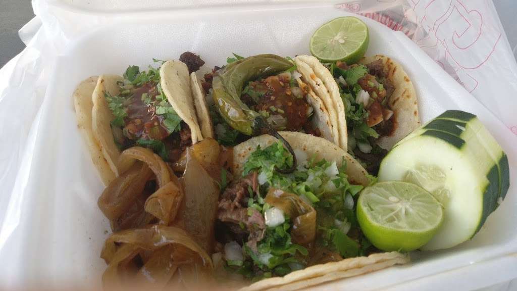 Tacos El Caporal | 2875 Ventura Blvd, Oxnard, CA 93036, USA | Phone: (805) 822-7664