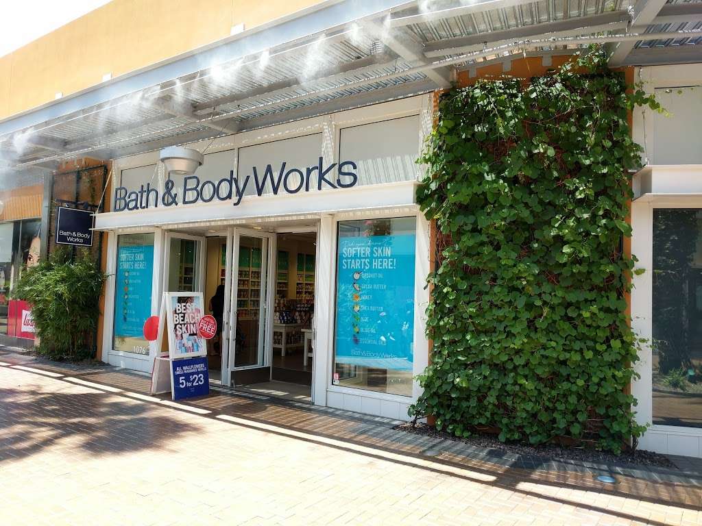 Bath & Body Works | 2000 E Rio Salado Pkwy, Tempe, AZ 85281, USA | Phone: (480) 557-9877