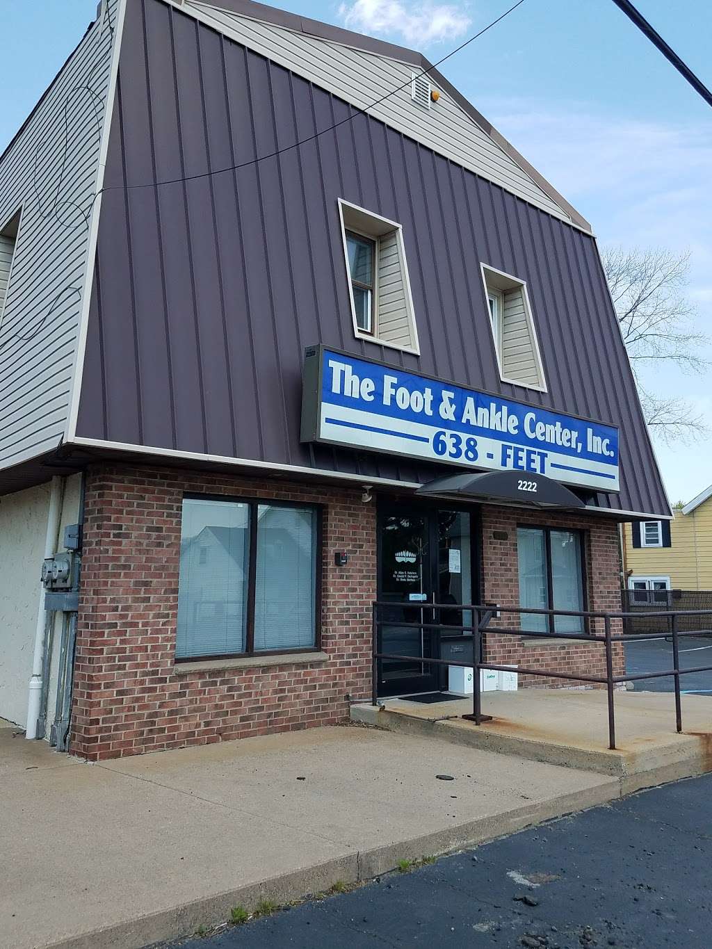 Foot & Ankle Center Inc: Hetelson Allan S DPM | 2222 Bristol Pike, Bensalem, PA 19020 | Phone: (215) 638-3338