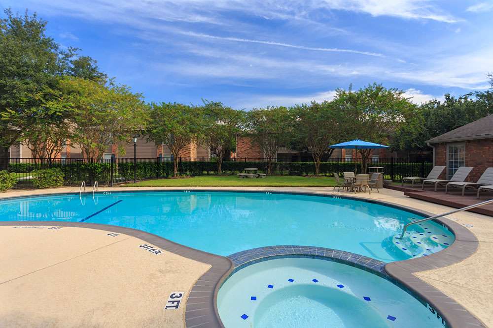 The Hunt Club at Pin Oak Apartments | 1550 Katy Flewellen Rd, Katy, TX 77494, USA | Phone: (281) 771-0974