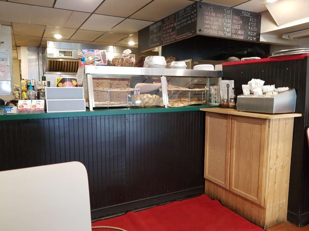 CCS PIZZA | 147 W Penn Ave, Wernersville, PA 19565, USA | Phone: (610) 685-5100