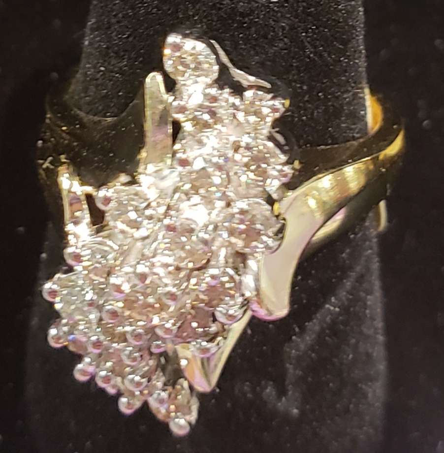 Gold Rush Jewelry The Gift Card KING | 3294 Red Lion Rd, Philadelphia, PA 19114 | Phone: (215) 632-1100