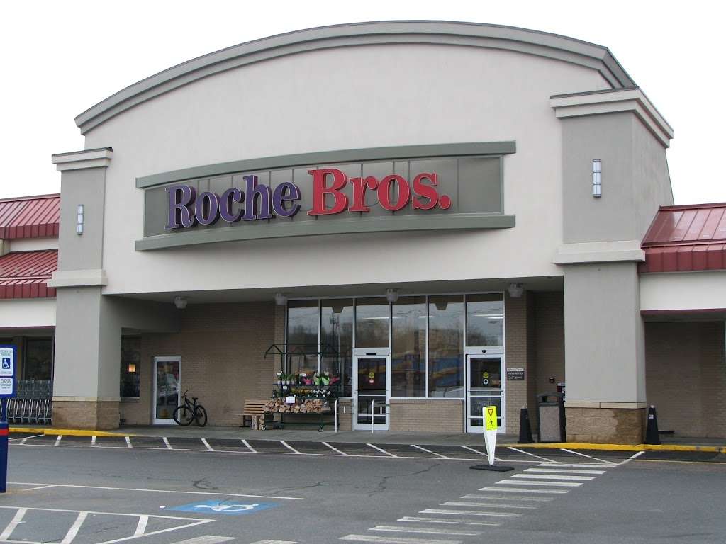 Roche Bros. Bridgewater | Campus Plaza Shopping Center, 233 Broad St, Bridgewater, MA 02324, USA | Phone: (508) 697-5077