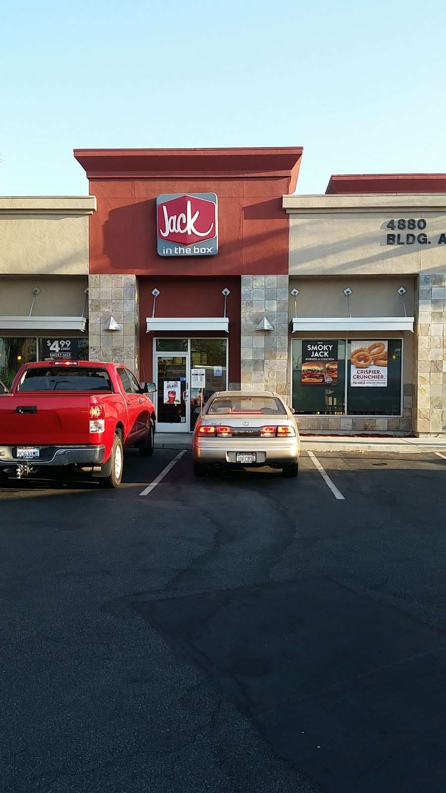 Jack in the Box | 4880 South Motor Lane Bldg A, Ontario, CA 91761 | Phone: (909) 605-2705