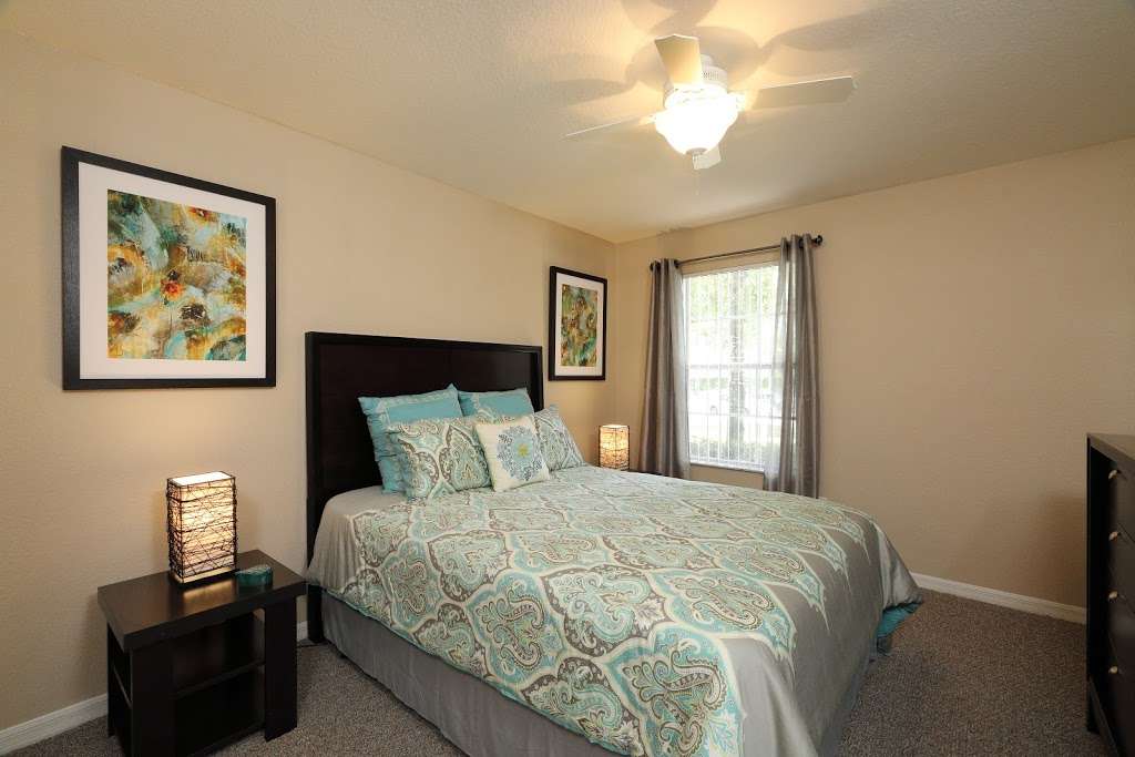Cambridge Cove Apartments | 1700 Cambridge Cove Pass, Lakeland, FL 33810, USA | Phone: (844) 364-5050