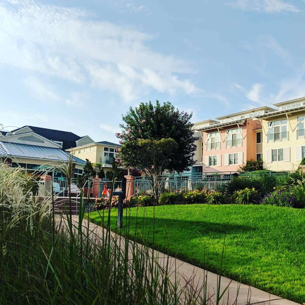 Seapointe Village Centre Court Condos | 9907 Seapointe Blvd, Wildwood, NJ 08260, USA | Phone: (609) 729-7100