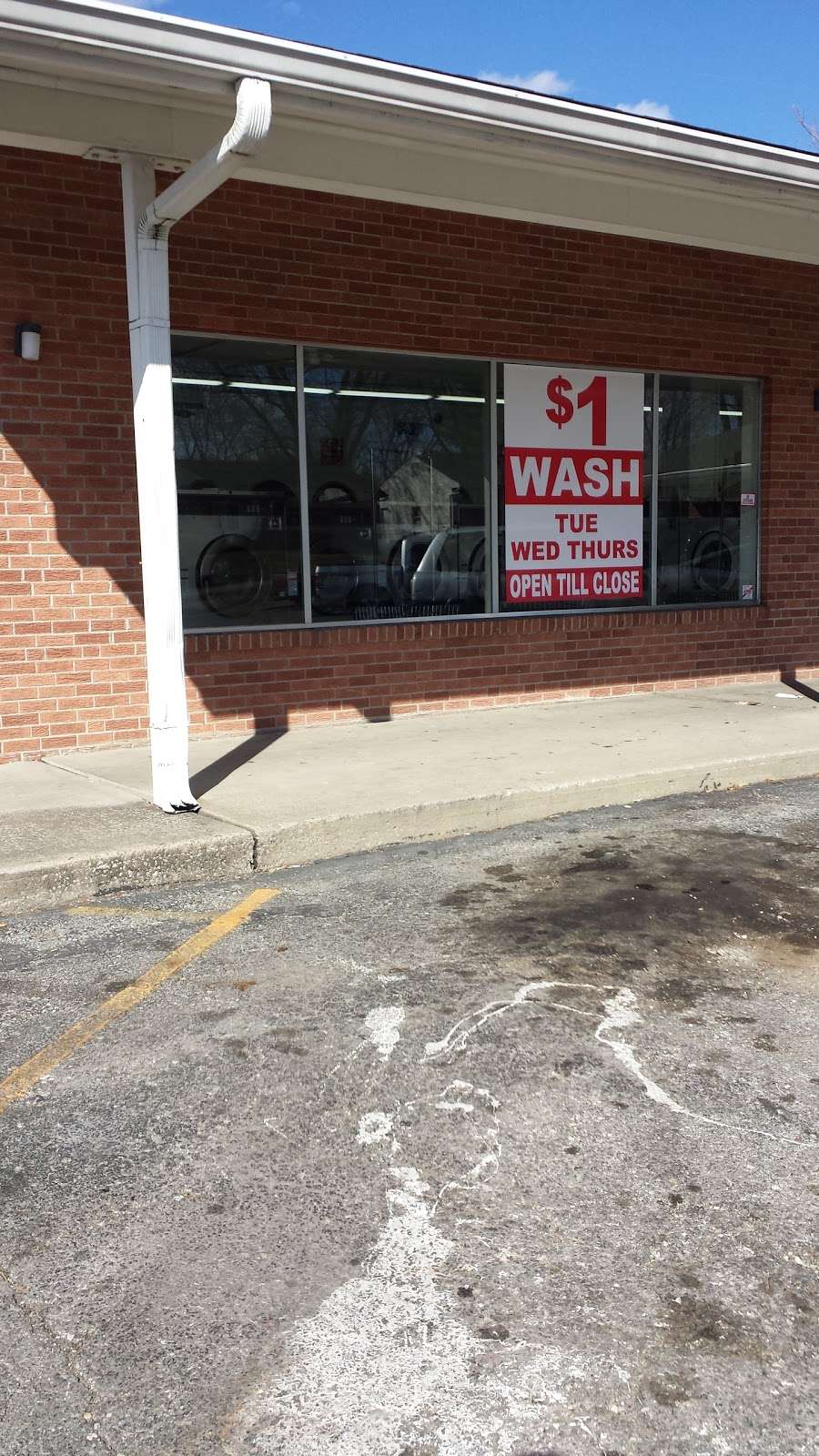 North Brighton Coin Laundromat | 5004 NE 45th Terrace, Kansas City, MO 64117 | Phone: (816) 452-7904