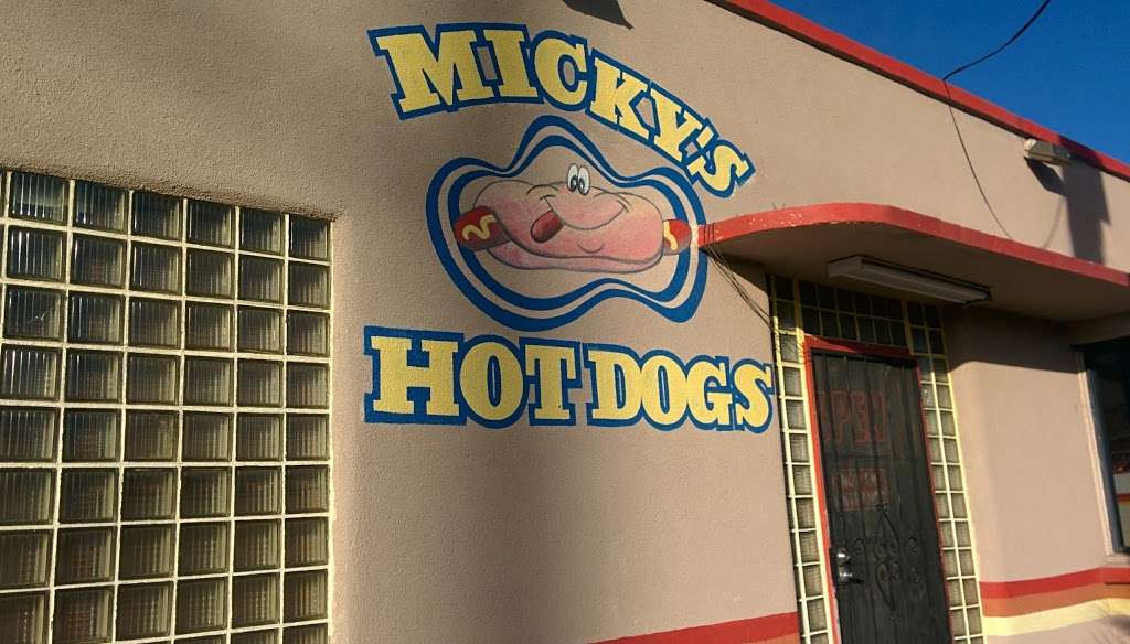 Mickys Hot Dogs | 108 W Broadway Rd, Mesa, AZ 85210, USA | Phone: (480) 668-7777