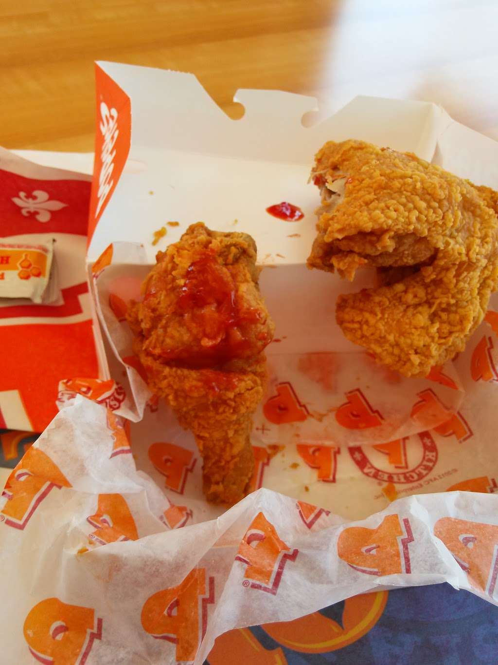 Popeyes Louisiana Kitchen | 2972 W Wheatland Rd, Dallas, TX 75237, USA | Phone: (972) 780-0015