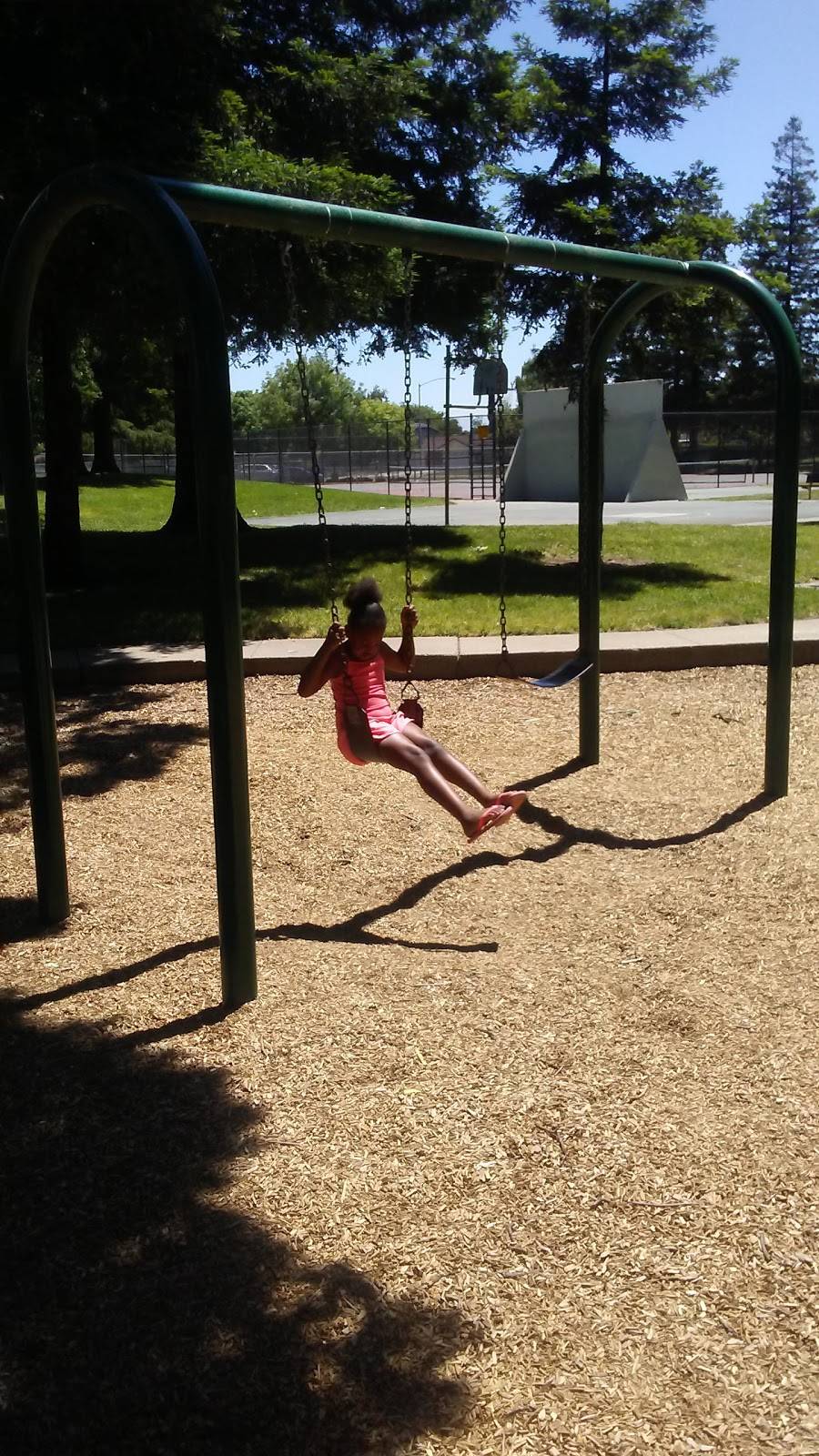 Creekside Elementary School | 2515 Estate Dr, Stockton, CA 95209, USA | Phone: (209) 331-7285