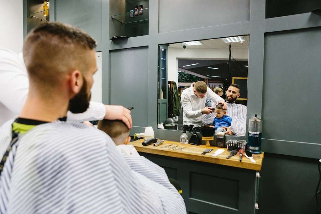 Gould Barbers - Gatwick | Reigate Rd, Horley RH6 0AT, UK