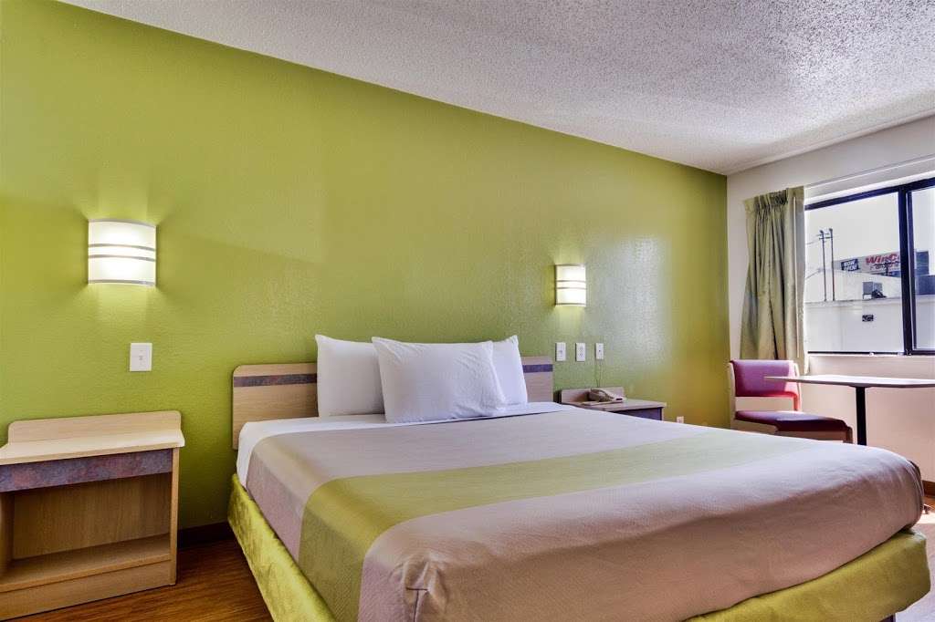 Motel 6 Dallas - Duncanville | 202 Jellison Blvd, Duncanville, TX 75116, USA | Phone: (972) 296-0345