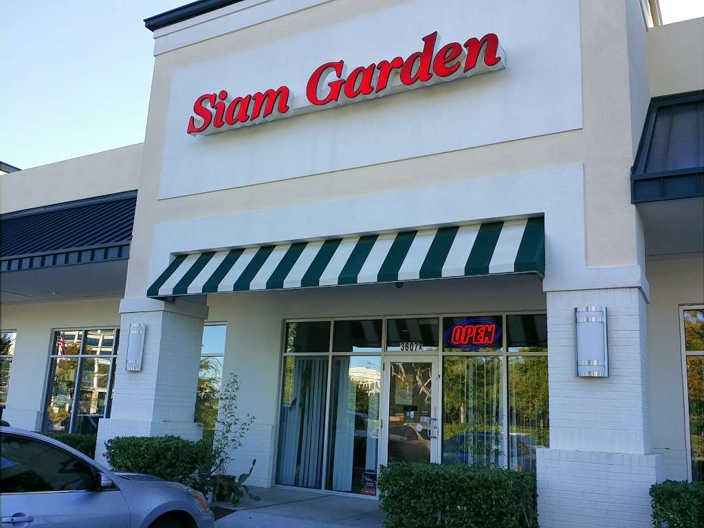 Siam Garden Thai Restaurant | 3607 Whitehall Park Dr, Charlotte, NC 28273, USA | Phone: (704) 583-4414