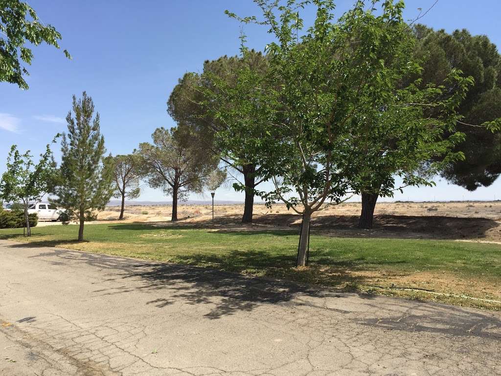 Mitchells Ave E Mobile Home Park | 721 West Avenue E, Lancaster, California 93534, space 25, Lancaster, CA 93534 | Phone: (818) 845-9663