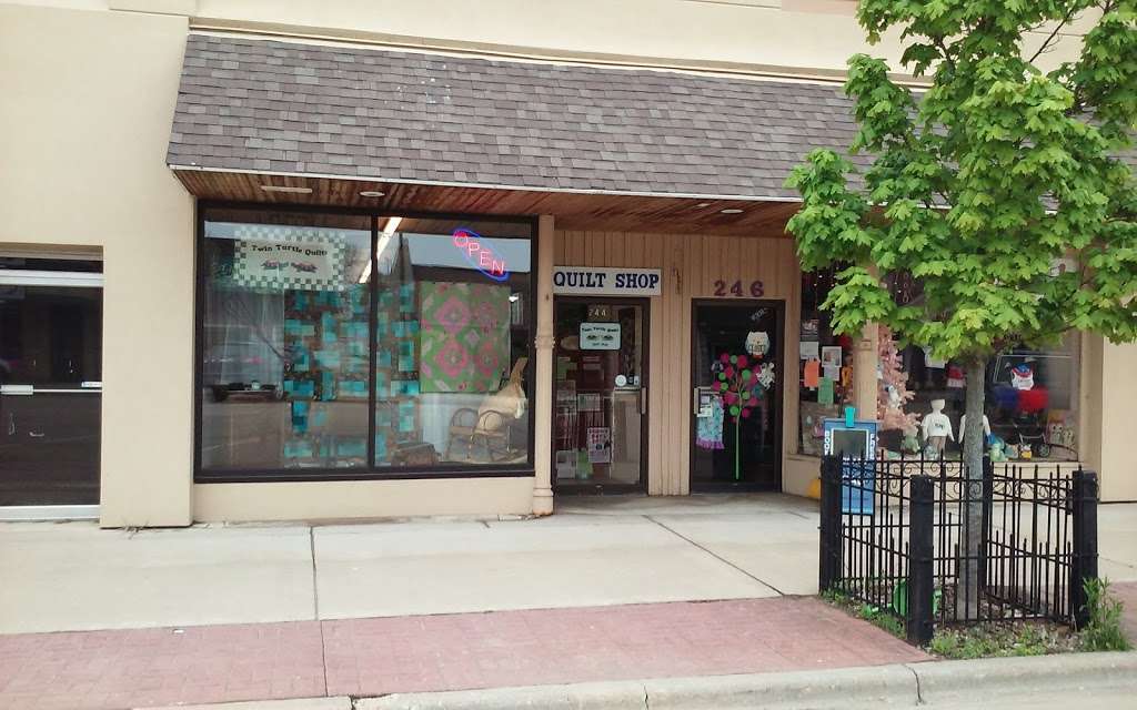 Twin Turtle Quilts | 244 Allen St, Clinton, WI 53525, USA | Phone: (608) 676-6196