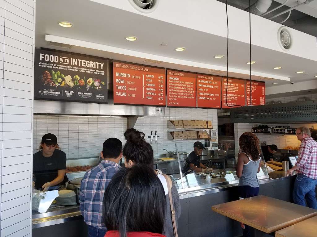 Chipotle Mexican Grill | 4114 Sepulveda Blvd f, Culver City, CA 90230, USA | Phone: (424) 216-3171