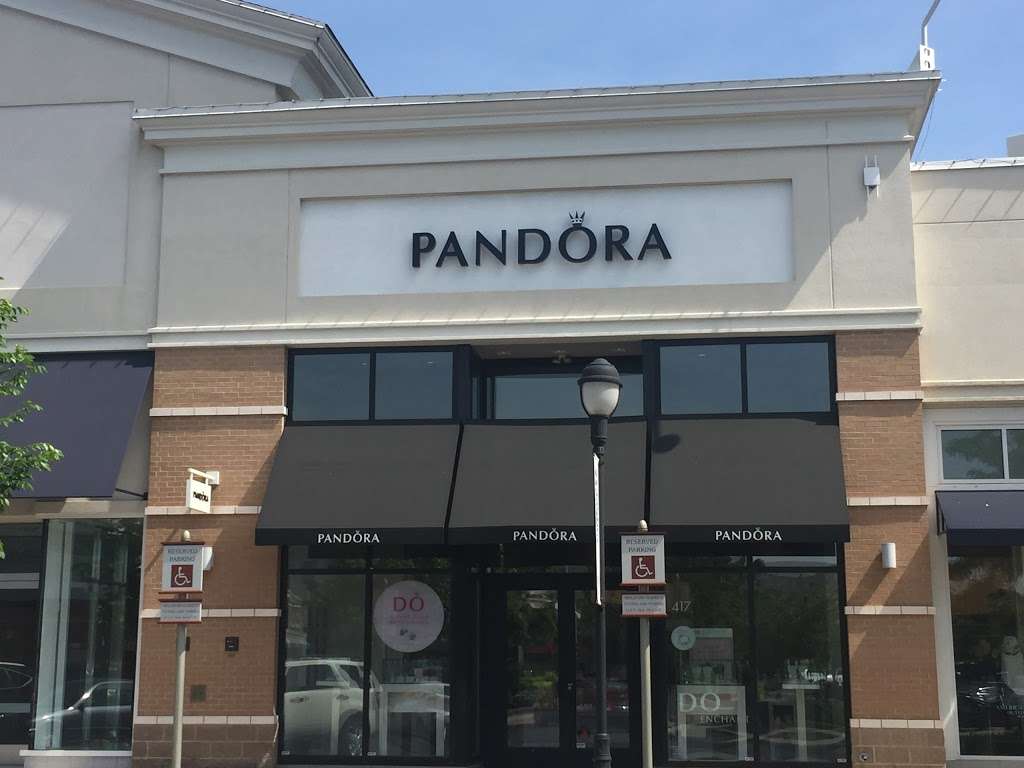 PANDORA Jewelry | 2845 Center Valley Pkwy #417, Center Valley, PA 18034, USA | Phone: (610) 841-8110