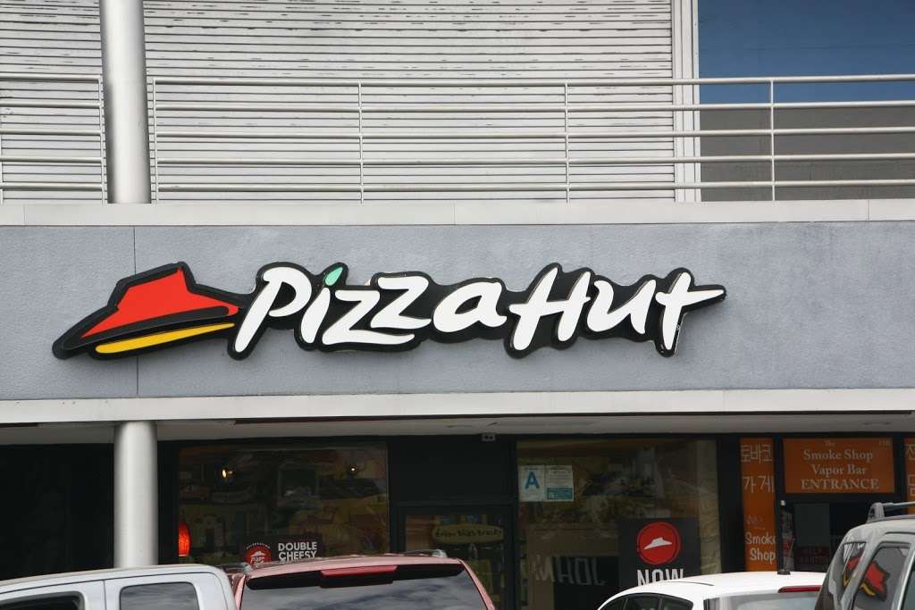 Pizza Hut | 3959 Wilshire Blvd Suite B11, Los Angeles, CA 90010, USA | Phone: (213) 380-5900