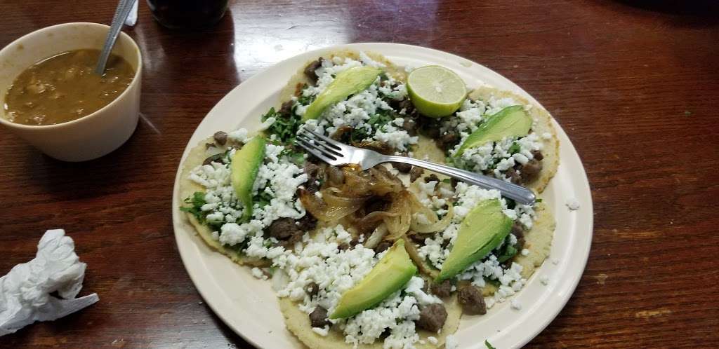 La Siberia Taqueria | 6900 San Pedro Ave #113, San Antonio, TX 78216 | Phone: (210) 971-8020