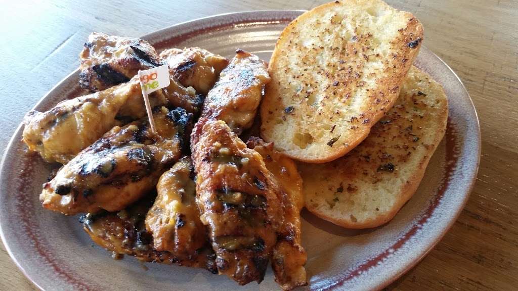 Nandos Peri-Peri | 14030 Promenade Commons St, Gainesville, VA 20155 | Phone: (703) 753-4100