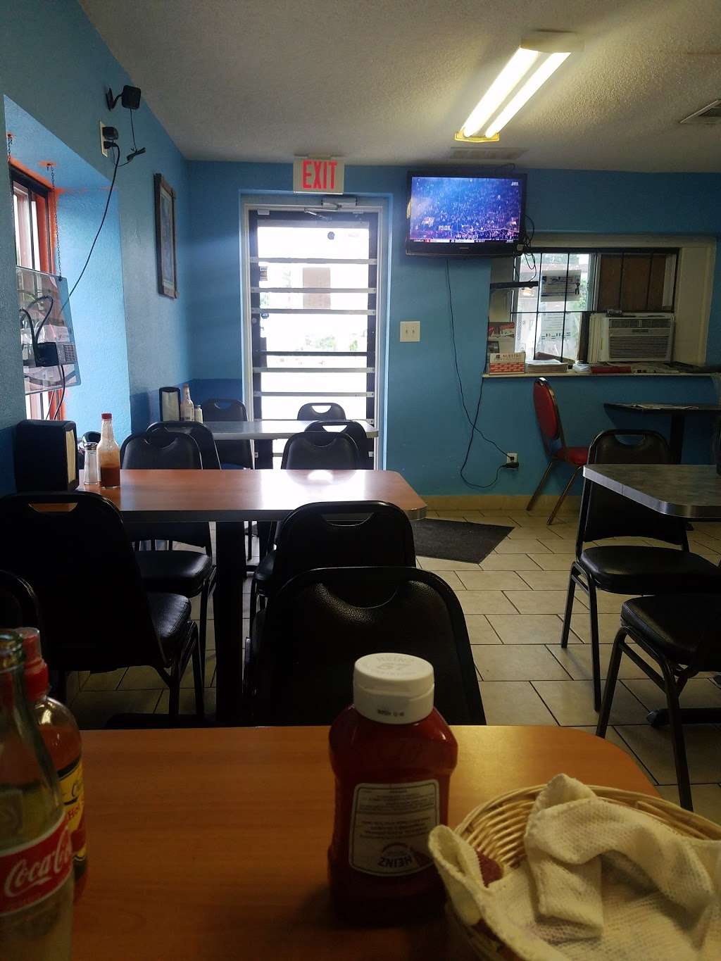 Delicias de Honduras Restaurant | 265 N 7th St, Kansas City, KS 66101 | Phone: (913) 608-5488