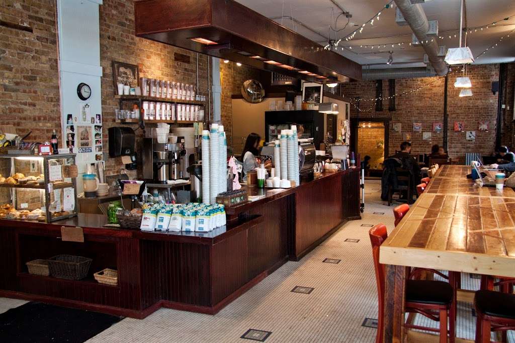 Dollop Coffee Co. | 4181 N Clarendon Ave, Chicago, IL 60613, USA | Phone: (773) 360-1366