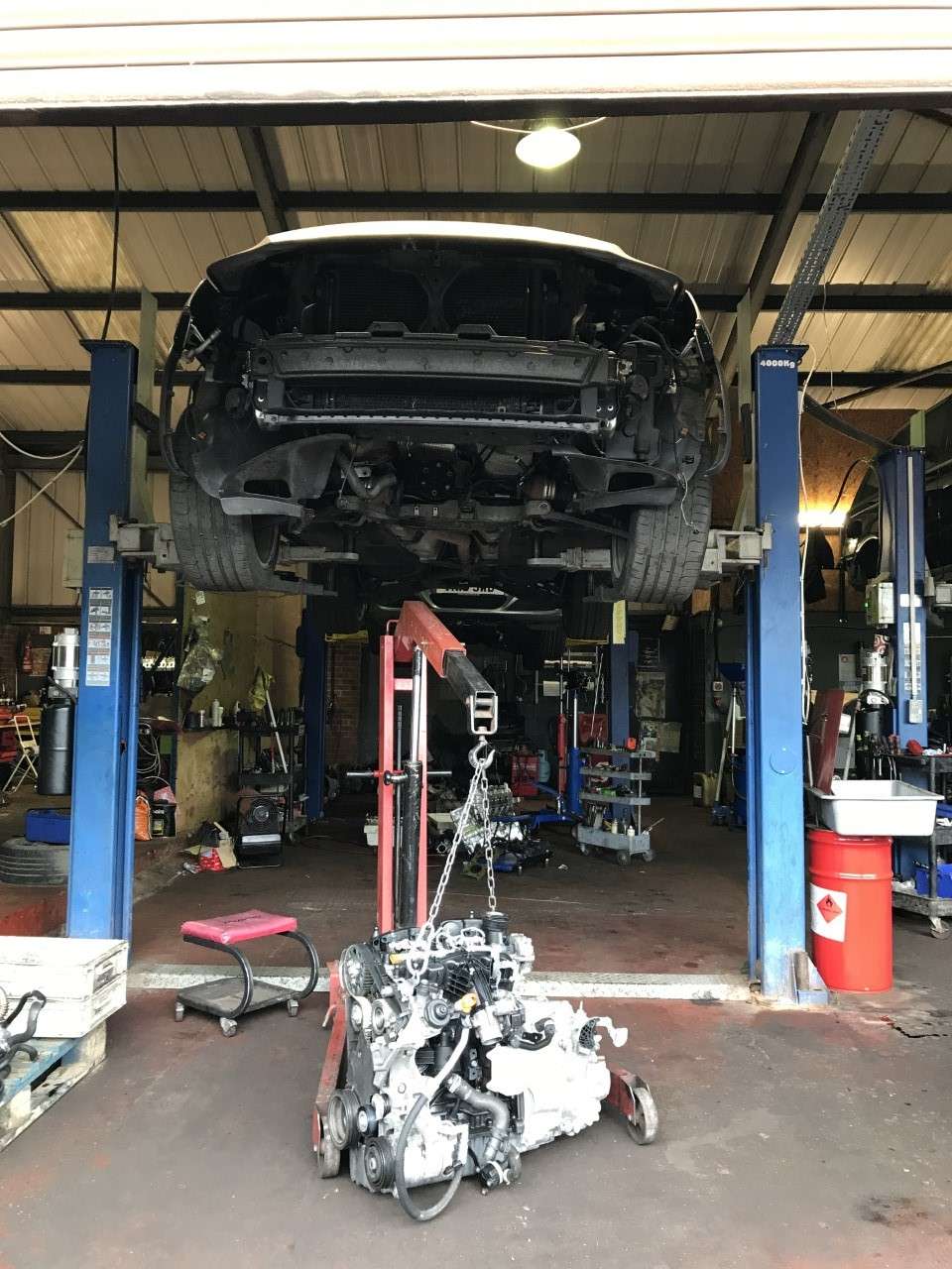 Dal Jones Automotive Ltd | Darent Industrial Park, 1A Burnett Rd, Dartford, Erith DA8 2LG, UK | Phone: 020 8309 6200