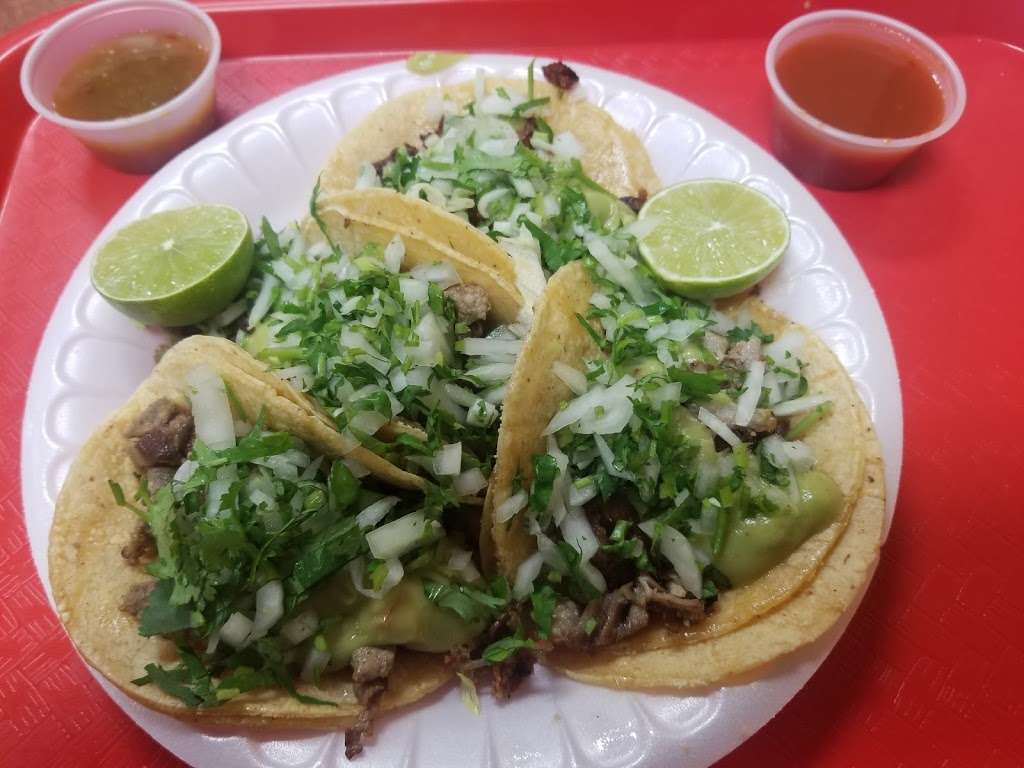 Los Jilbertos Taco Shop Temecula | 30571 CA-79 STE B, Temecula, CA 92592, USA | Phone: (951) 676-6101