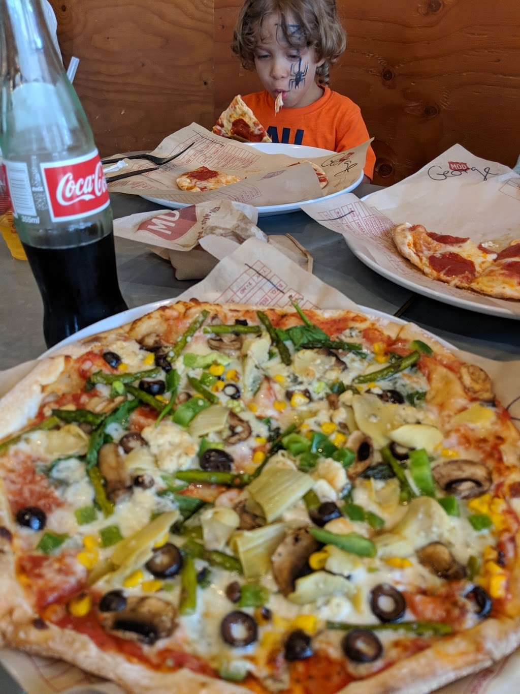 MOD Pizza | 5777 San Felipe St, Houston, TX 77057, USA | Phone: (713) 343-4758