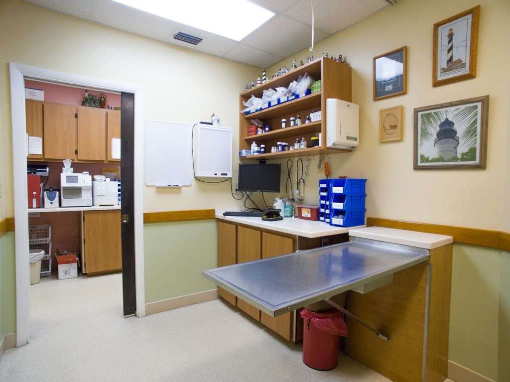 ST FRANCIS EMERGENCY ANIMAL HOSPITAL | 6602 Pines Blvd, Pembroke Pines, FL 33024 | Phone: (954) 962-0300