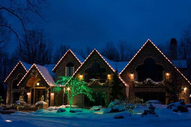 Kringle Lights Holiday Lighting | 112 N Mountain Blvd #2, Mountain Top, PA 18707 | Phone: (570) 718-8052