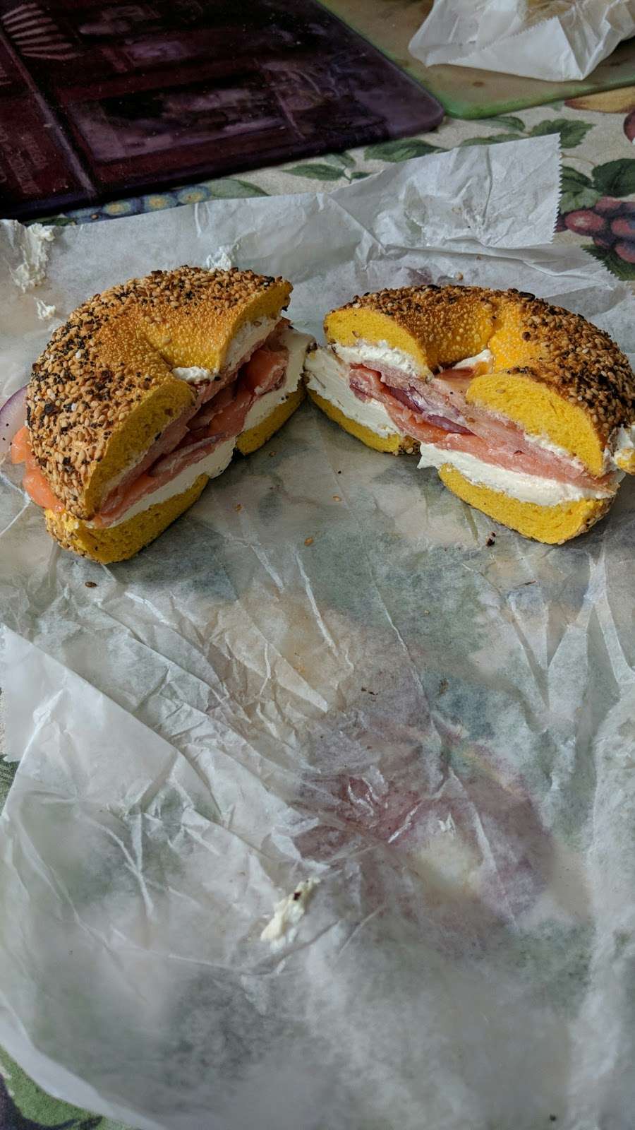 JV Hot Bagels II | 1426 E Main St, Shrub Oak, NY 10588, USA | Phone: (914) 526-8052