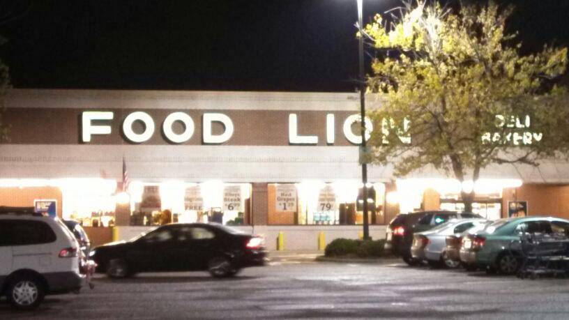 Food Lion | 2458 SW Cary Pkwy, Cary, NC 27513 | Phone: (919) 481-1822