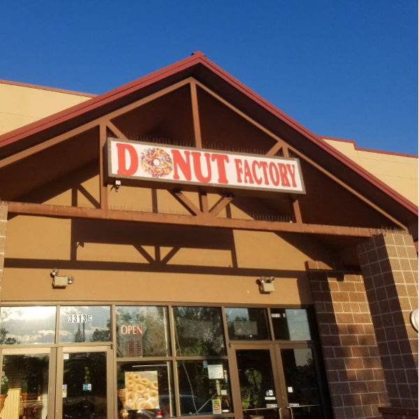 Donuts Factory | 3313 35th Ave, Evans, CO 80620, USA | Phone: (970) 515-6532