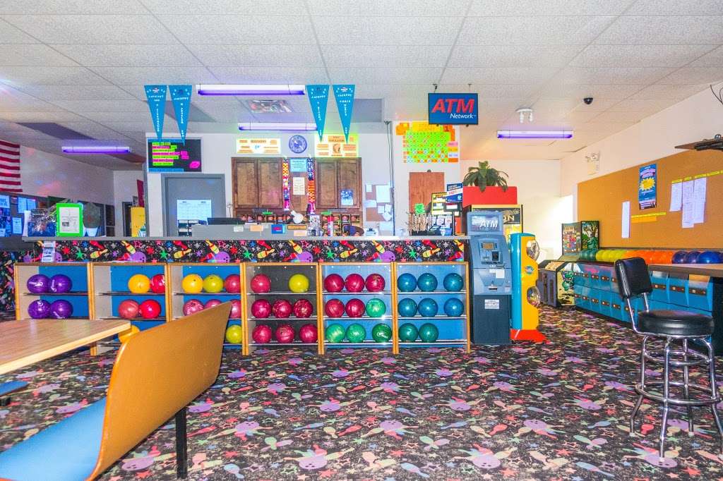Wallenpaupack Bowling and Sports Center | 15 Bowling Center Ln, Hawley, PA 18428 | Phone: (570) 226-8499