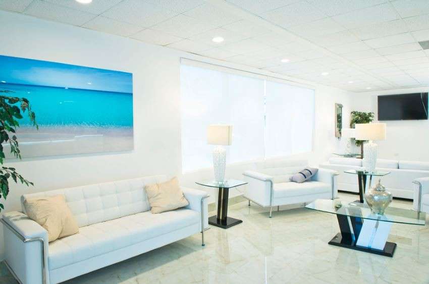 Gideon Gratsiani - Foreclosure Expert and Commercial Real Estate | 975 N Miami Beach Blvd, North Miami Beach, FL 33162, USA | Phone: (305) 778-4861