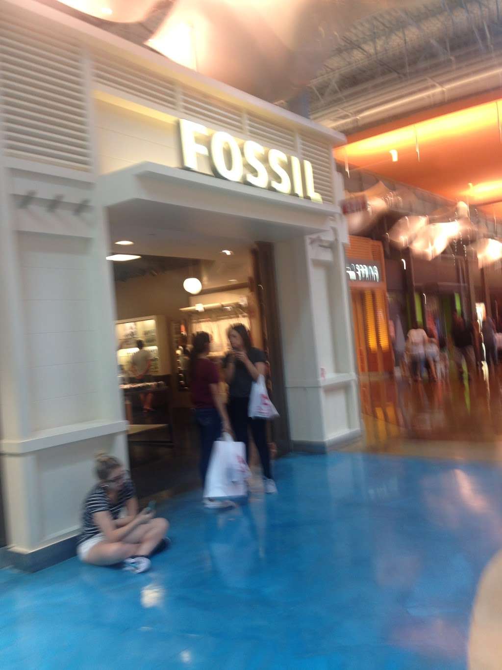 Fossil | 11401 NW 12th St, Miami, FL 33172, USA | Phone: (305) 594-4641