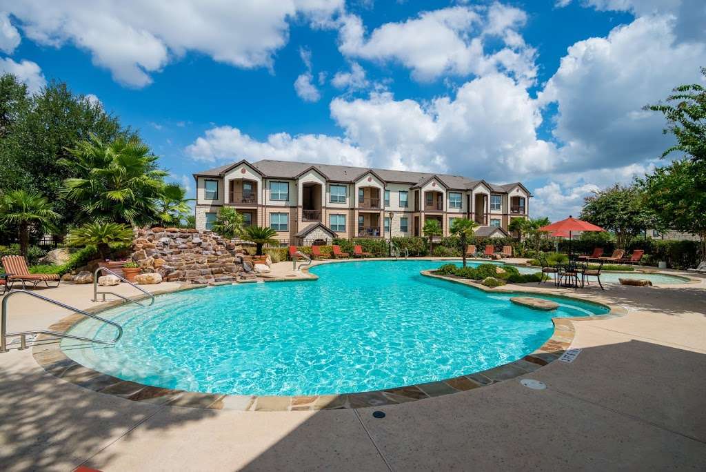 Boulder Creek Apartment Homes | 12330 Vance Jackson Rd, San Antonio, TX 78230 | Phone: (210) 971-5445