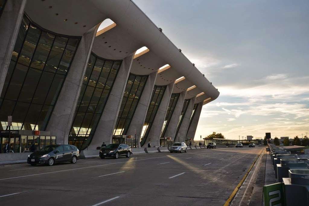 Dulles Airport | Dulles, VA 20166