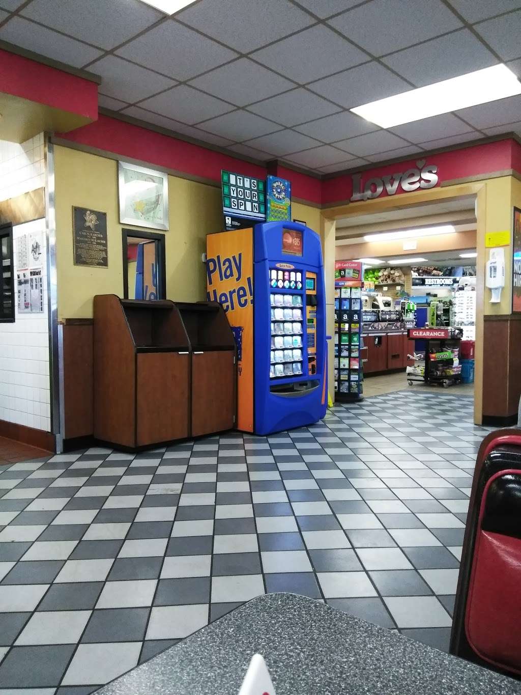 Loves Travel Stop | 11361 Interstate 35 Access Rd, Von Ormy, TX 78073, USA | Phone: (210) 623-2329