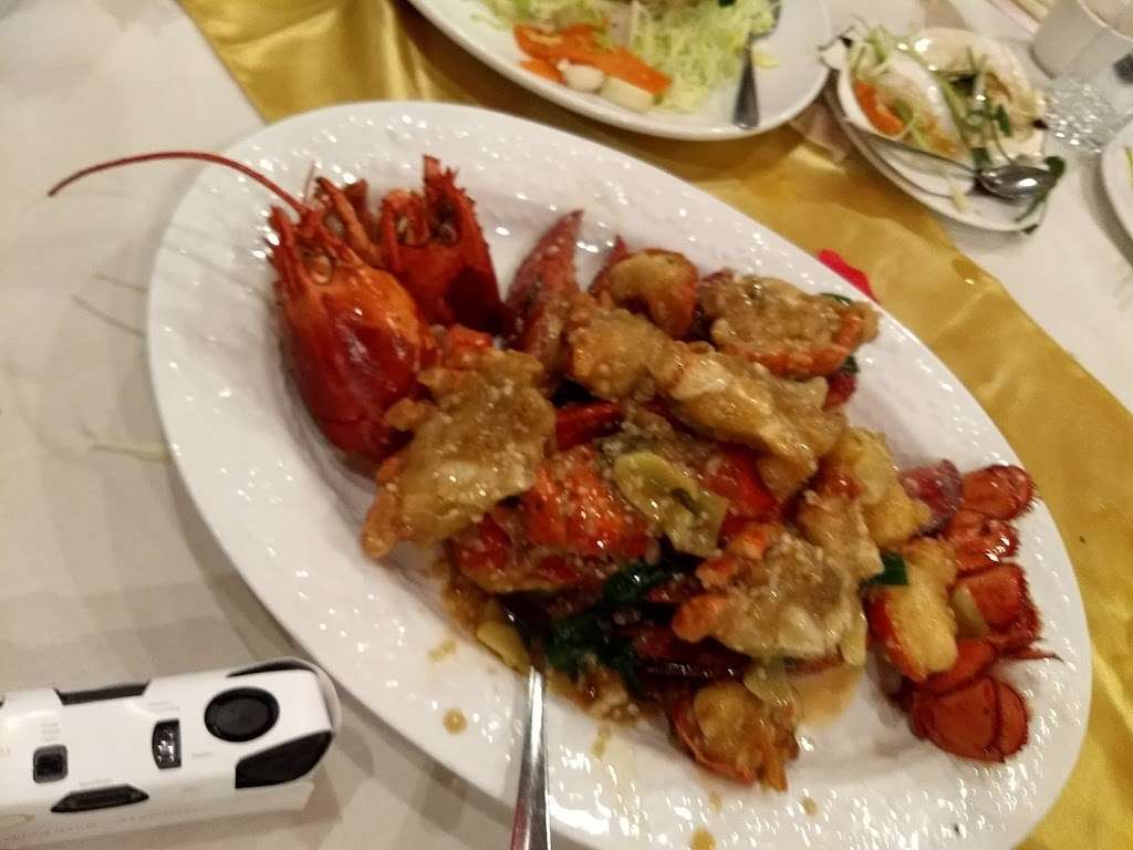 Chau Chow Restaurant | 699 Morrissey Blvd, Dorchester, MA 02122, USA | Phone: (617) 288-8188