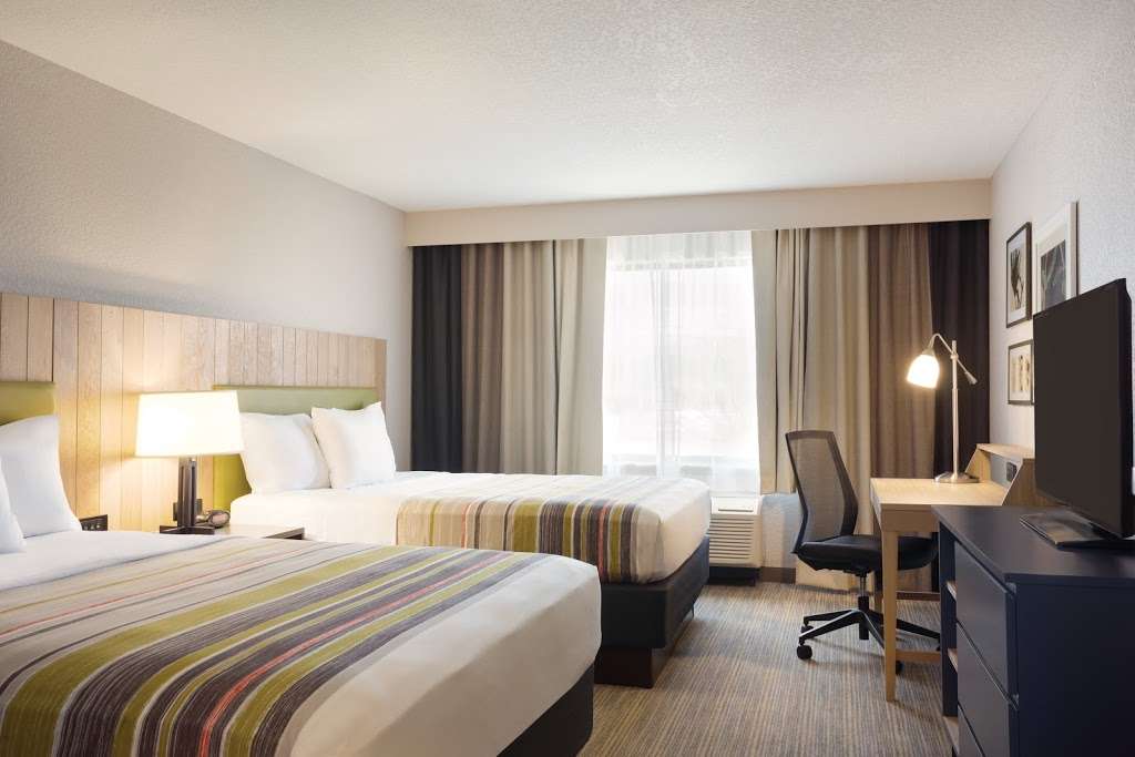 Country Inn & Suites by Radisson, Lawrence, KS | 2176 E 23rd St, Lawrence, KS 66046, USA | Phone: (785) 749-6010
