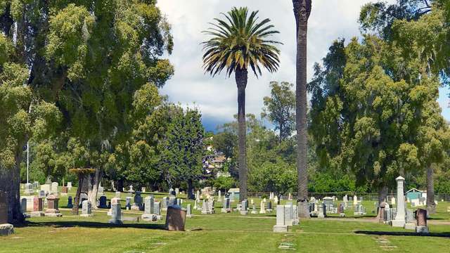 Pierce Brothers Santa Paula Cemetery | 380 Cemetery Rd, Santa Paula, CA 93060, USA | Phone: (805) 525-5258