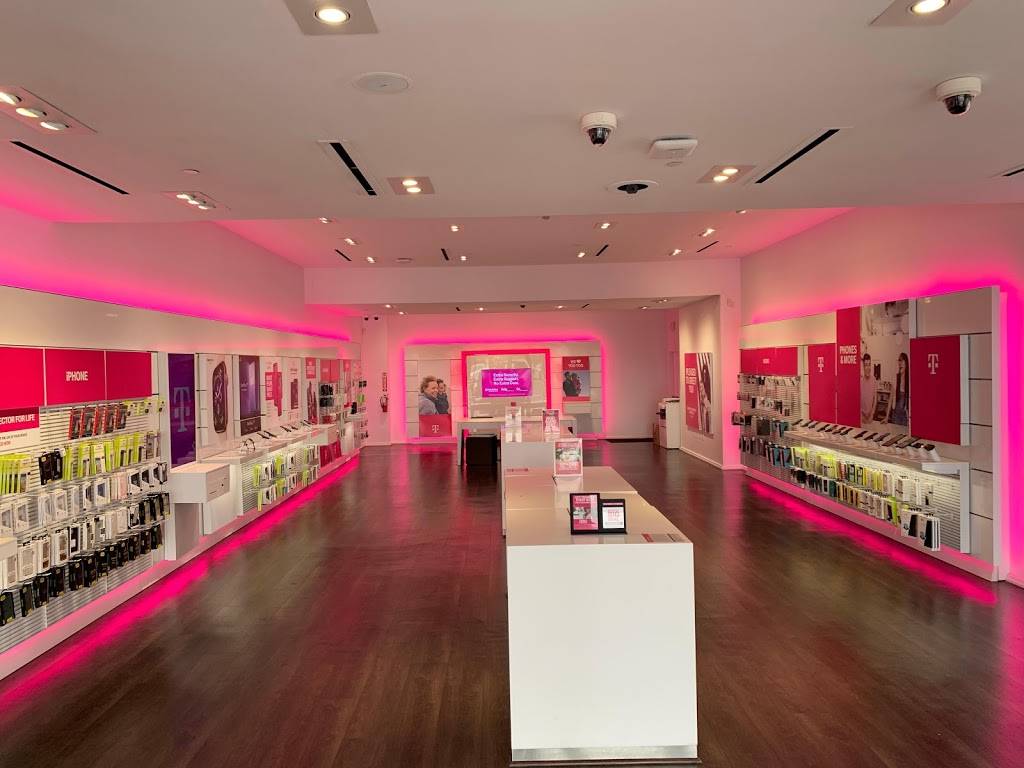 T-Mobile | 1705 S Greenfield Rd STE 106, Mesa, AZ 85206, USA | Phone: (480) 539-3991