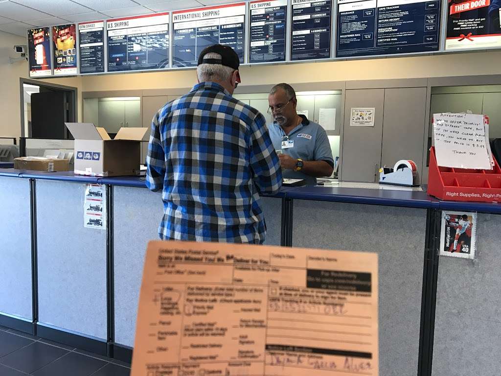 United States Postal Service | 21001 Pines Blvd, Pembroke Pines, FL 33029, USA | Phone: (800) 275-8777