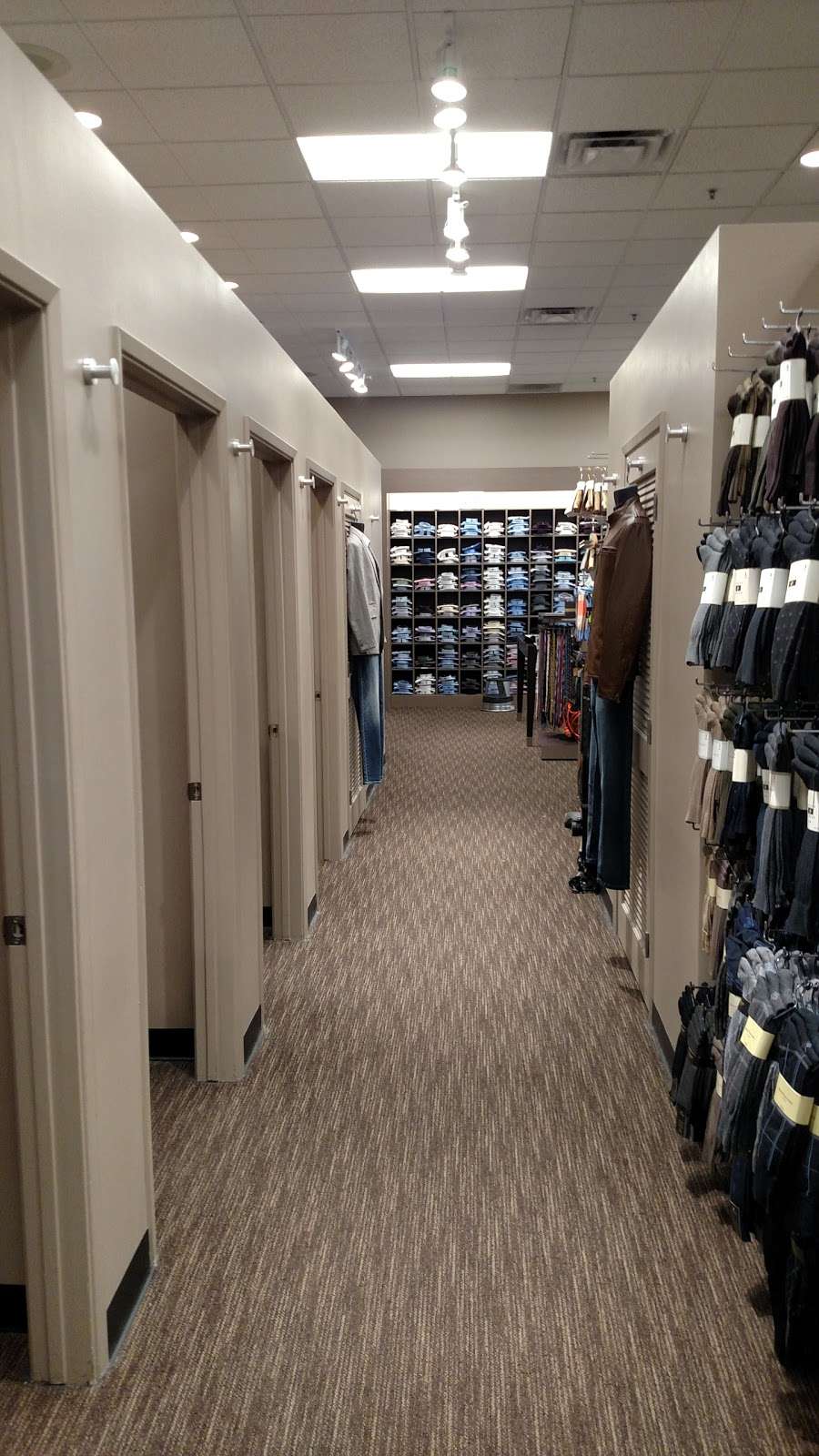 Mens Wearhouse | 23700 El Toro Rd Suite A, Lake Forest, CA 92630, USA | Phone: (949) 855-9711