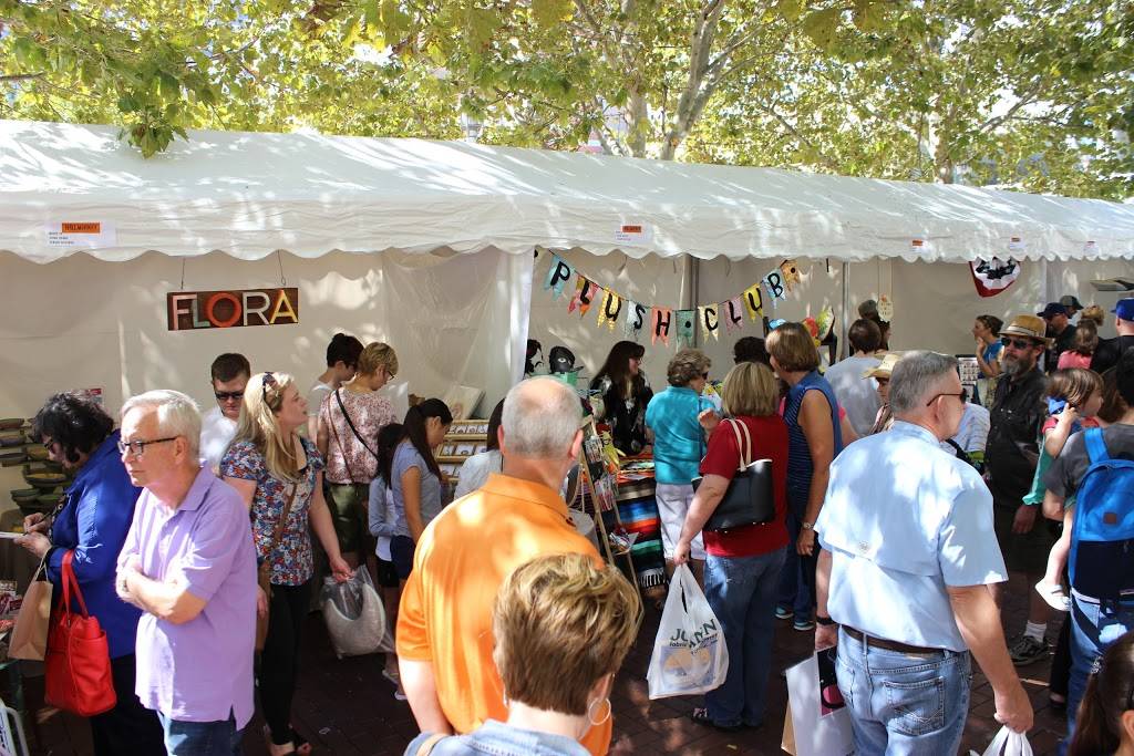 Hallmark Artist Art Fair | 2501 McGee Trafficway, Kansas City, MO 64108 | Phone: (816) 274-5745