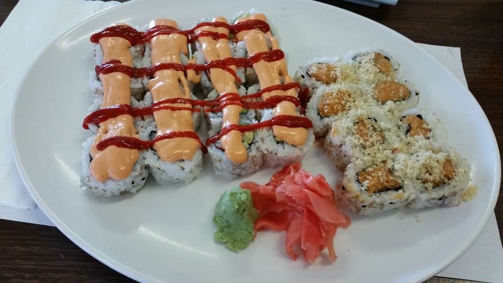 Soons Sushi Cafe | 2100 54th St, Kenosha, WI 53140, USA | Phone: (262) 658-0220