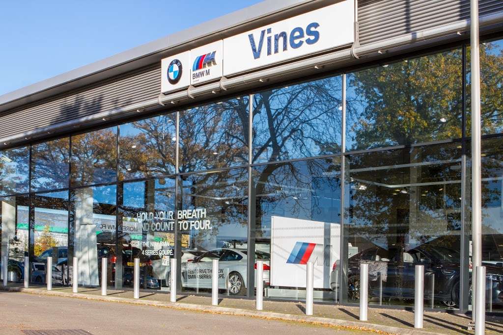 Vines of Redhill BMW | 12 Bonehurst Rd, Salfords, Redhill RH1 5EP, UK | Phone: 01293 772000